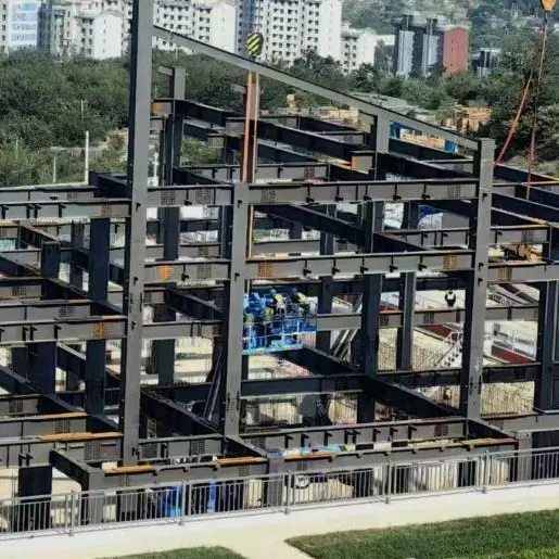 Milyen különbségek vannak az acélszerkezet és a betonplatform között?